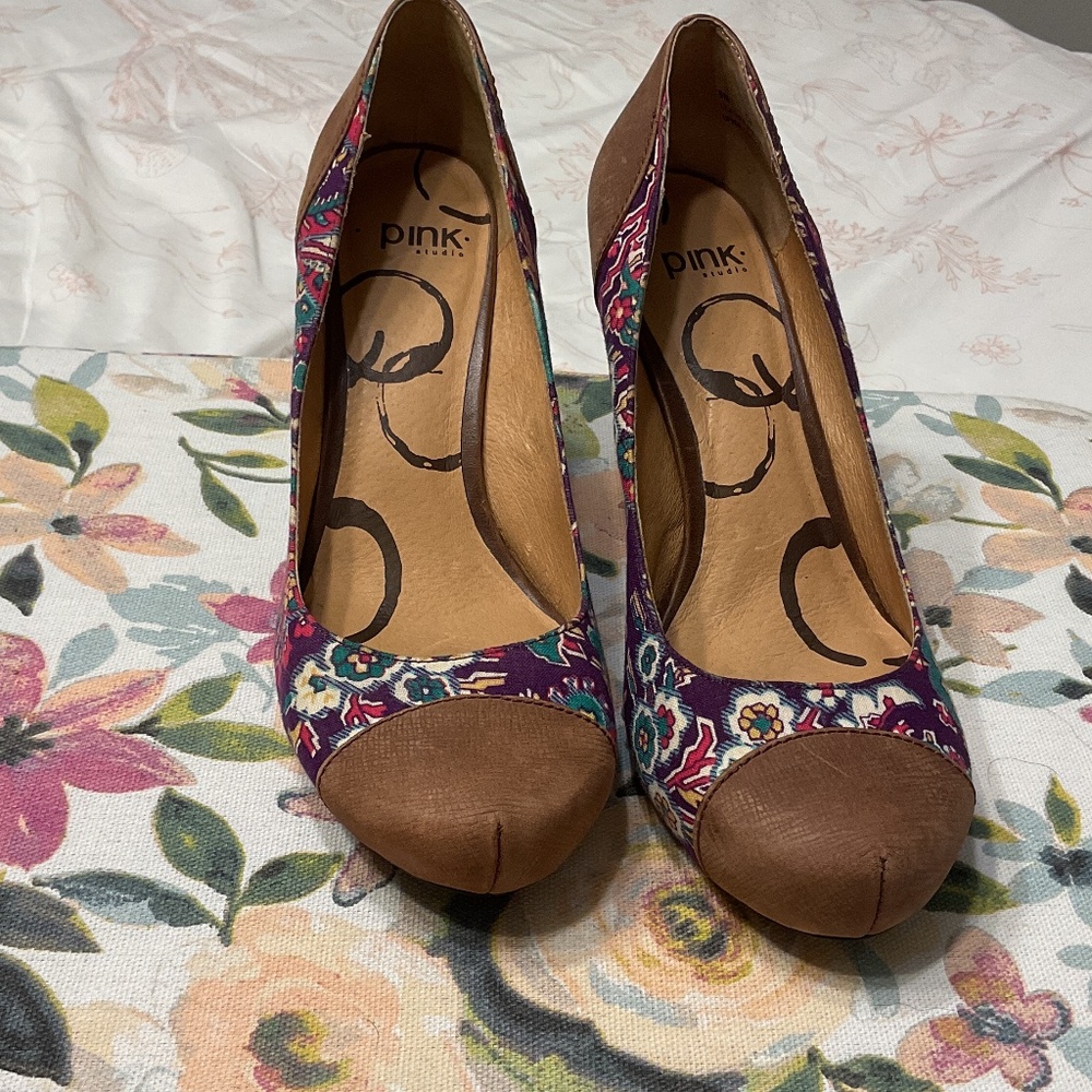 Anthropologie Pink Studios Cyrene Canvas leather heels